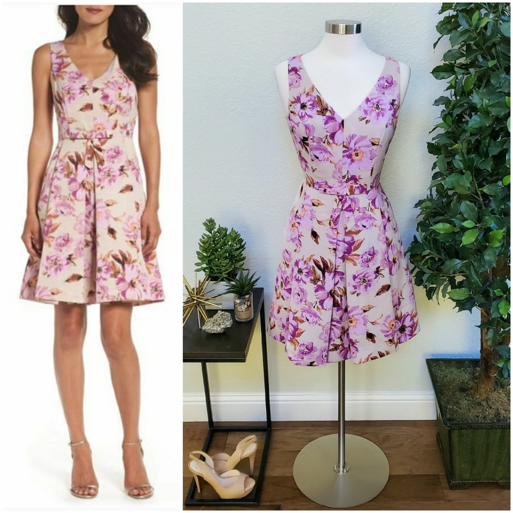 NWT Taylor Floral Fit and Flare Dress